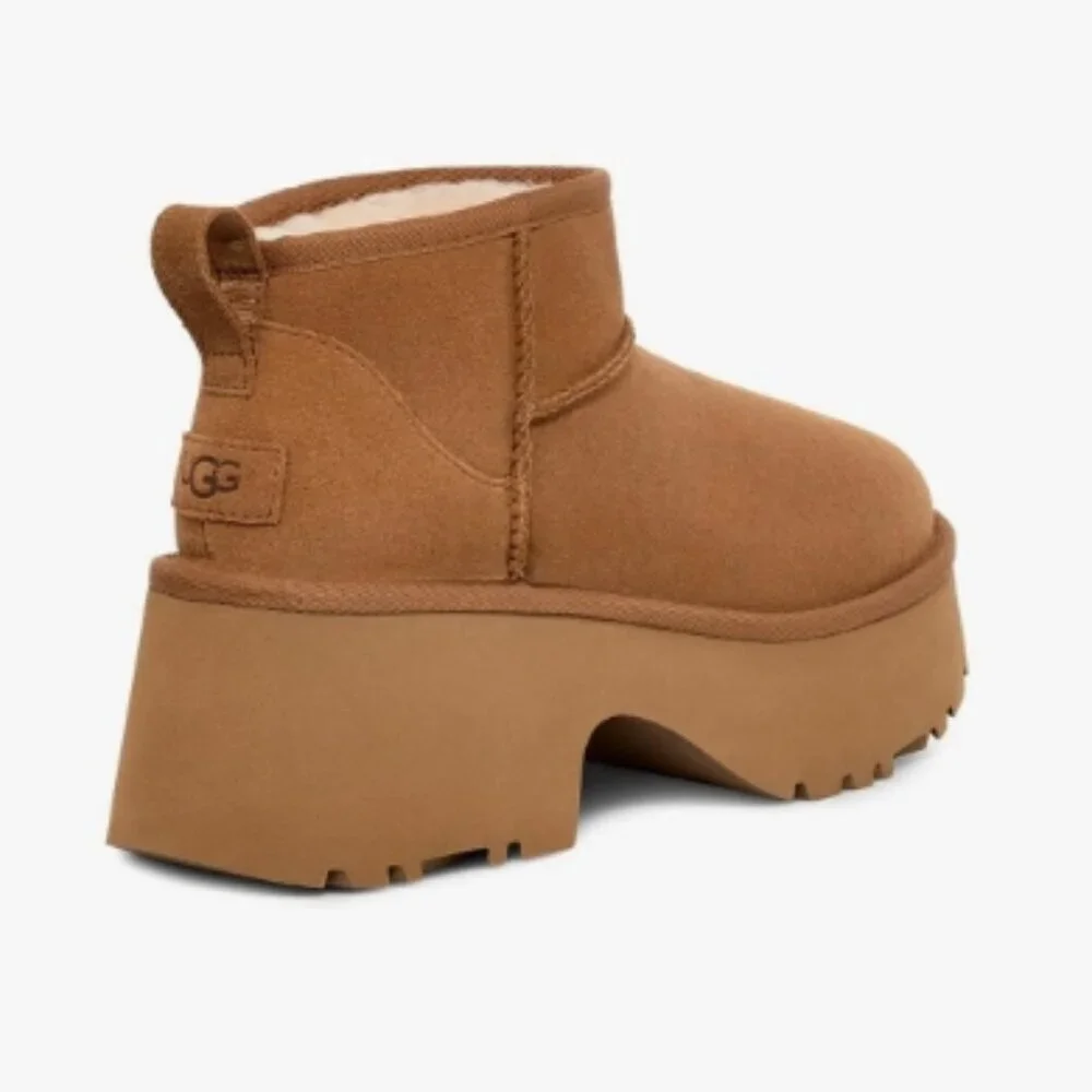 UGG Classic Ultra Mini New Heights – Chestnut – Size 9 – NWT